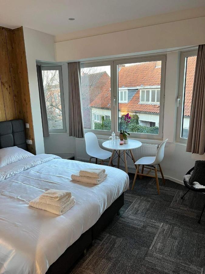 Prachtige Kamer In Centrum Brugge Met Badkamer ! Ngoại thất bức ảnh