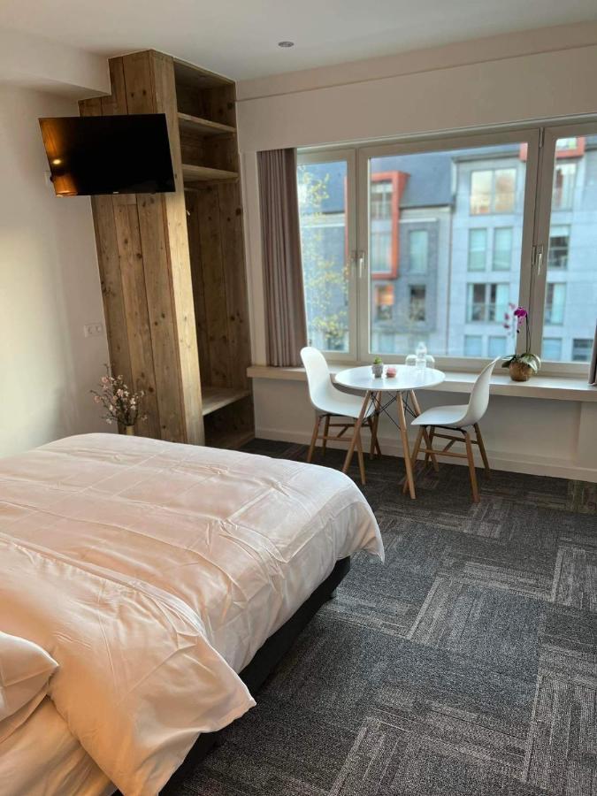 Prachtige Kamer In Centrum Brugge Met Badkamer ! Ngoại thất bức ảnh