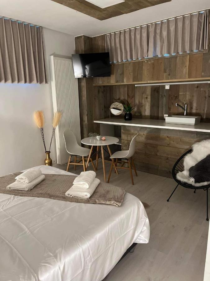 Prachtige Kamer In Centrum Brugge Met Badkamer ! Ngoại thất bức ảnh