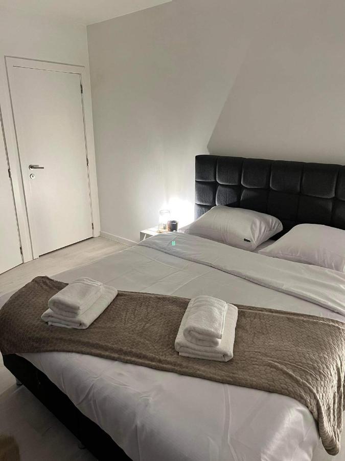 Prachtige Kamer In Centrum Brugge Met Badkamer ! Ngoại thất bức ảnh