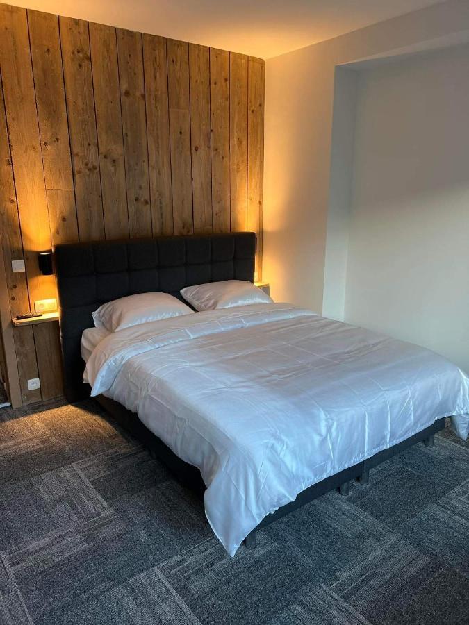 Prachtige Kamer In Centrum Brugge Met Badkamer ! Ngoại thất bức ảnh